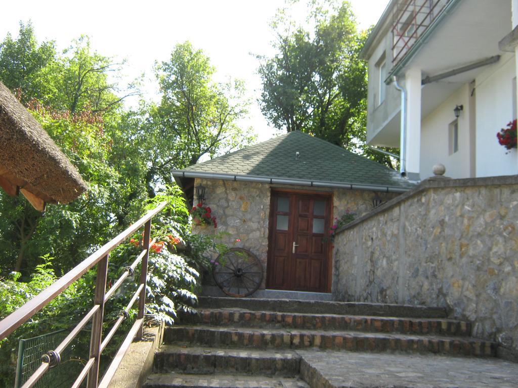 Apartment Vistanova Vrdnik Dış mekan fotoğraf